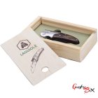 LAGUIOLE Vadászbicska beépített ledfénnyel, Pakkafa markolattal díszdobozban 40268985